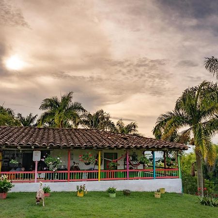 Rancho Chihuahua Hotel Filandia Exterior photo