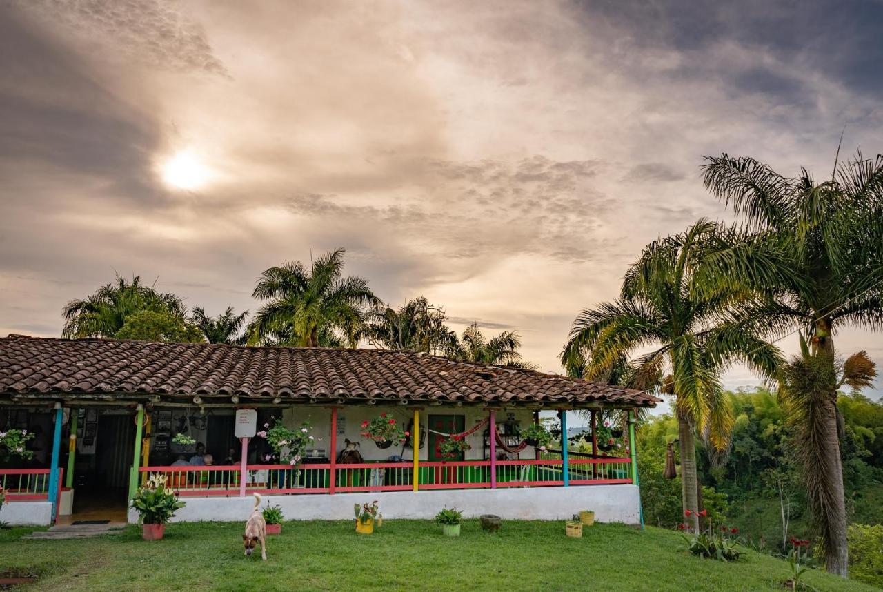 Rancho Chihuahua Hotel Filandia Exterior photo